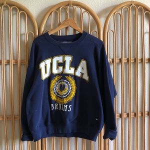 Vintage UCLA bruins sweater.